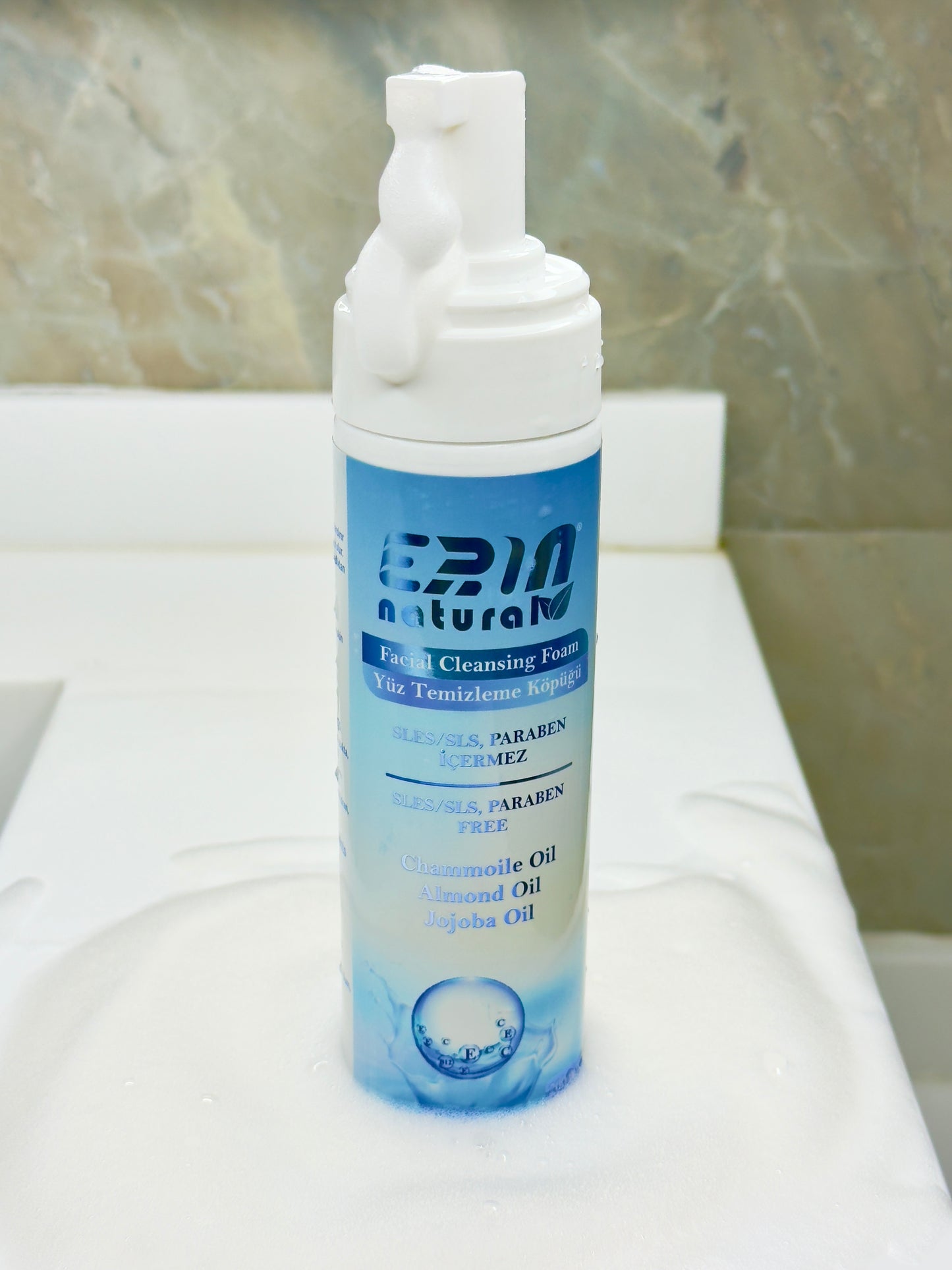 Besleyici Yüz Temizleme Köpüğü Sülfatsız 200 ml