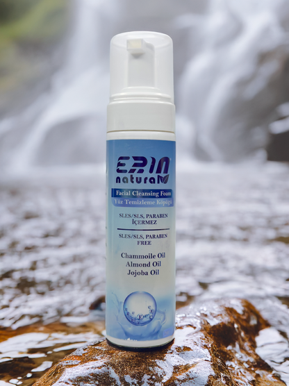 Besleyici Yüz Temizleme Köpüğü Sülfatsız 200 ml